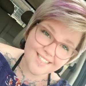 Meet your Posher, Alicia